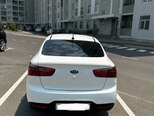 Kia Rio-4