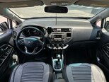Kia Rio-10