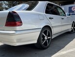 Mercedes C 200-4