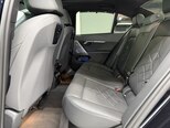 BMW 530e-13