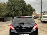 Nissan Tiida-5