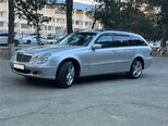 Mercedes E 220-10