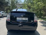 Toyota Prius-8