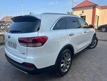 Kia Sorento-4