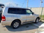 Mitsubishi Pajero-5