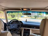 Mercedes 300 SE-11