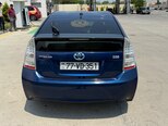 Toyota Prius-9