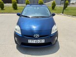 Toyota Prius-4