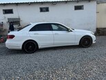 Mercedes E 250 4MATIC-14