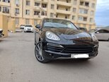 Porsche Cayenne GTS-1