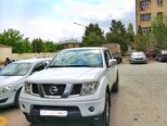 Nissan Navara-1