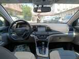 Hyundai Elantra-15