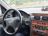Mercedes E 240-4