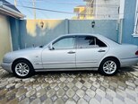 Mercedes E 230-3