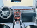 Mercedes E 230-6