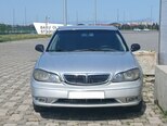 Nissan Maxima-1