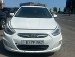Hyundai Accent-1