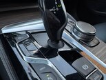 BMW 530e-14