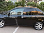 Nissan Tiida-20