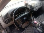 BMW 318-9