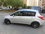 Nissan Tiida-5