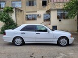 Mercedes C 220-11