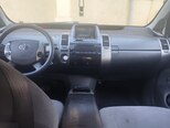 Toyota Prius-8