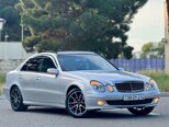 Mercedes E 320-4
