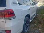 Toyota Land Cruiser-10