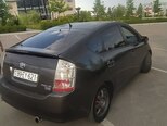 Toyota Prius-2