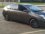 Toyota Prius-17