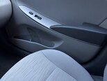 Hyundai Accent-15