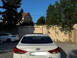 Hyundai Elantra-5