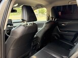 Toyota RAV4-12