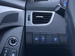 Hyundai Elantra-12