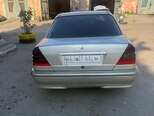 Mercedes C 220-2