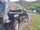 Mitsubishi Pajero-10