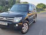 Mitsubishi Pajero-2