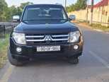 Mitsubishi Pajero-1