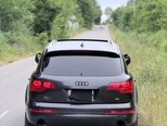 Audi Q7-9
