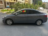 Hyundai Accent-10