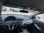Hyundai Accent-18