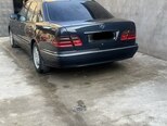 Mercedes E 320-3