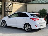 Hyundai Elantra-4