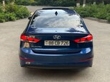 Hyundai Elantra-14