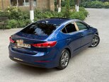 Hyundai Elantra-16