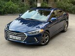 Hyundai Elantra-11