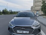 Hyundai Elantra-1