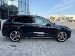 Porsche Cayenne Turbo S-17
