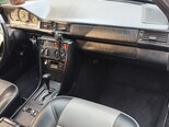 Mercedes 300 D-6